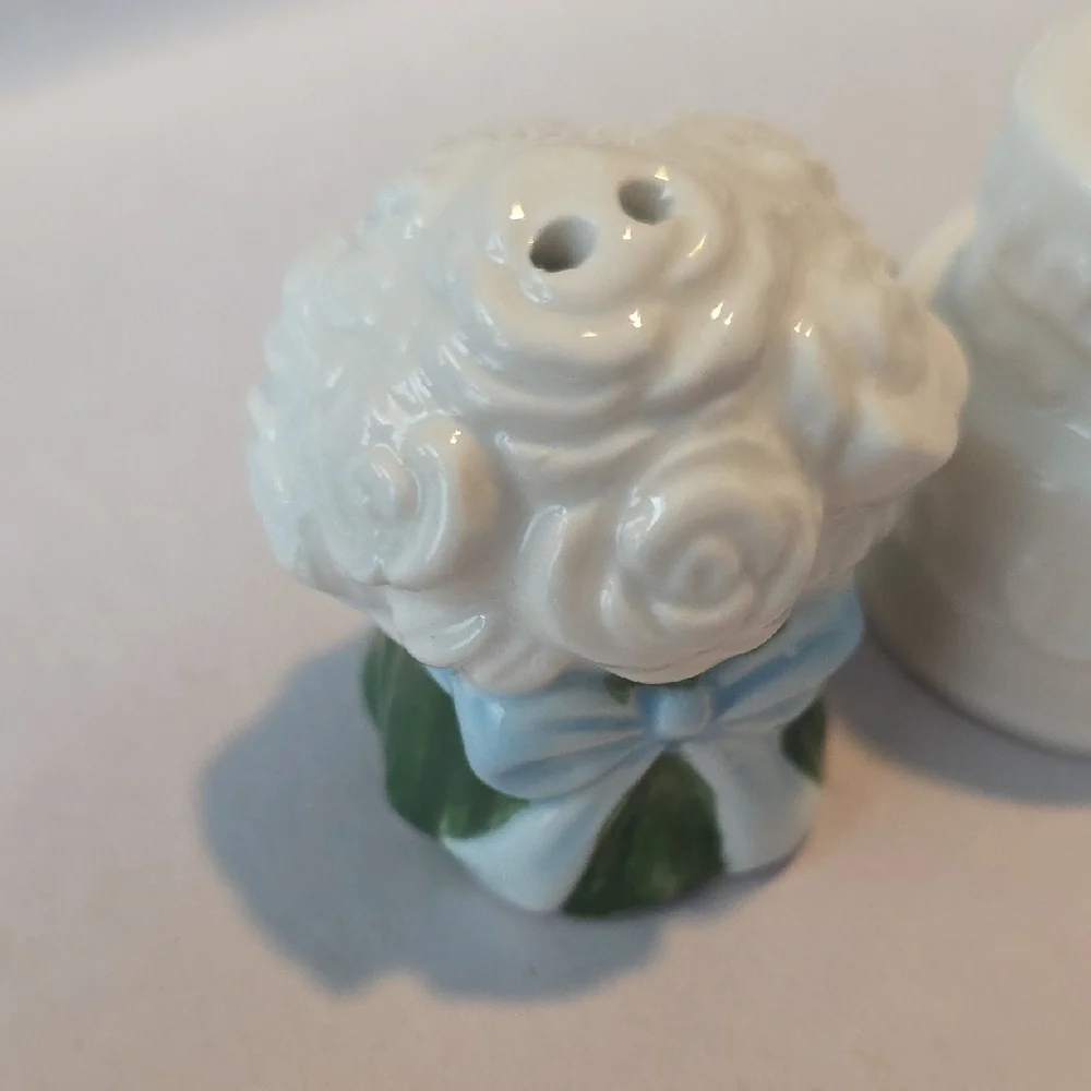 Wedding Themed Mini Salt & Pepper Set  NWOT
